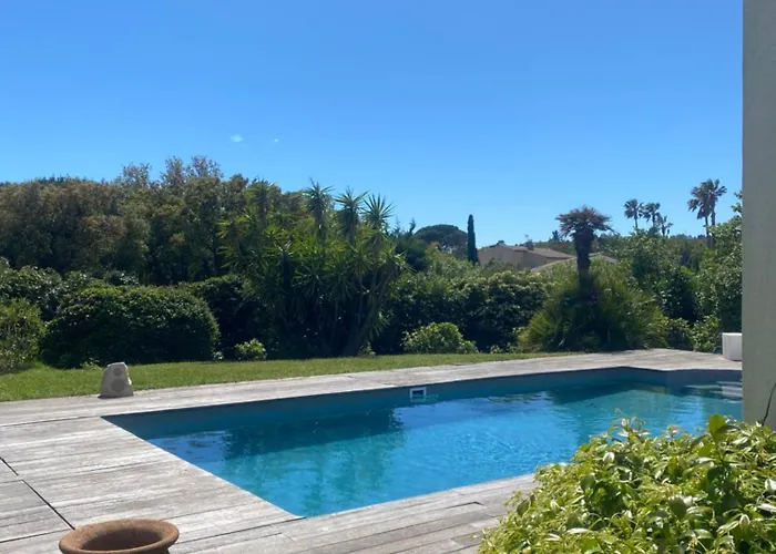 Konukevi 55 Grimaud